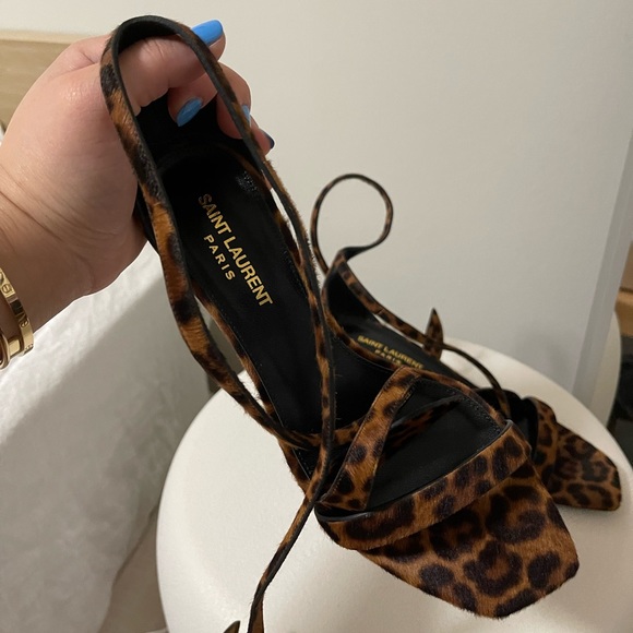 SALE ⭐️ SAINT LAURENT CHARLOTTE LEOPARD SANDALS - Picture 2 of 10